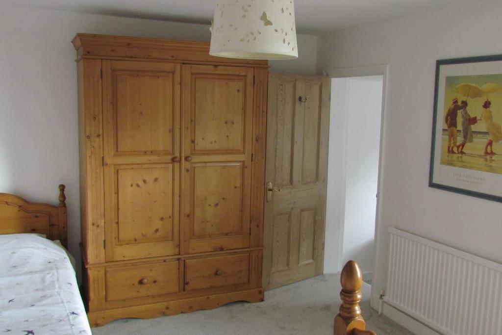 Welcoming Cottage In Chichester Near City Centre Exterior foto
